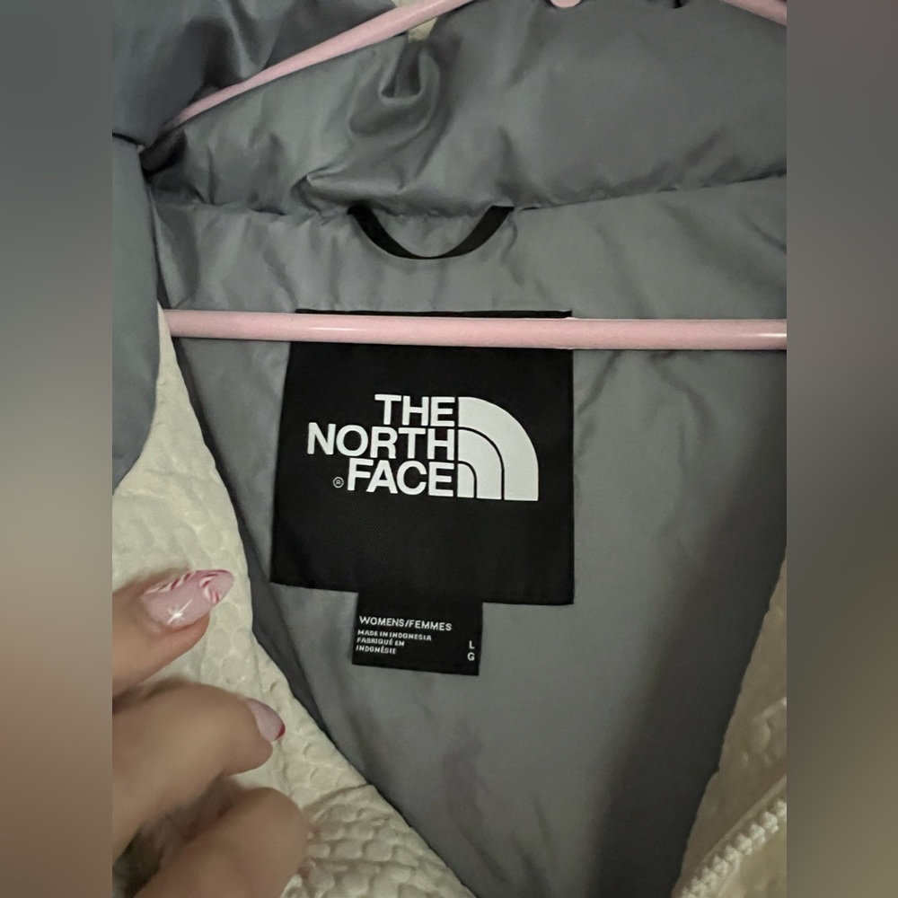 North face parka - Picture 5 of 10
